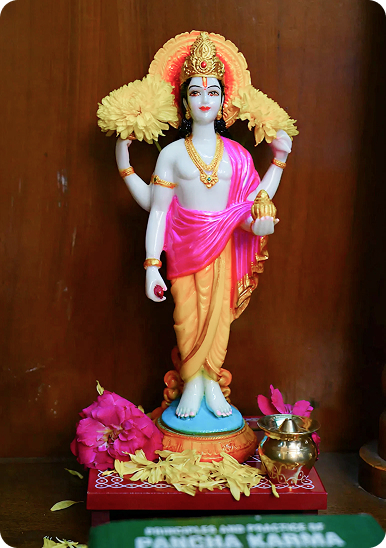 Meditation hall at Amritslesha