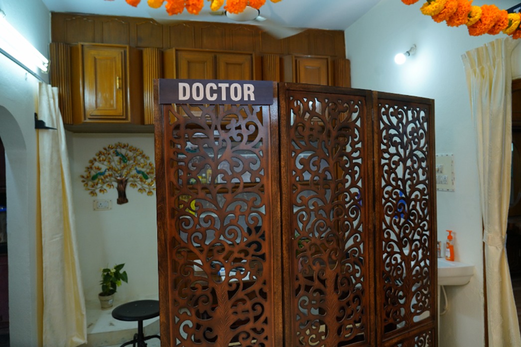 Meditation hall at Amritslesha